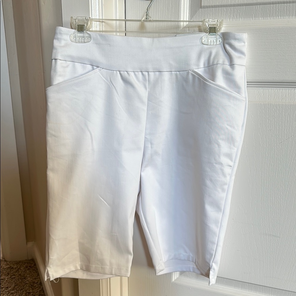 Croft & Barrow Women's White Bermudas